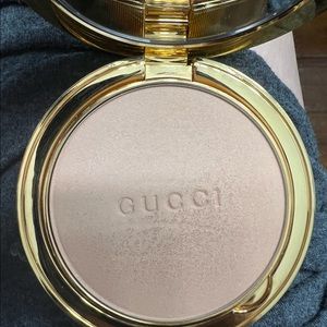 Gucci Matte Beauty Powder